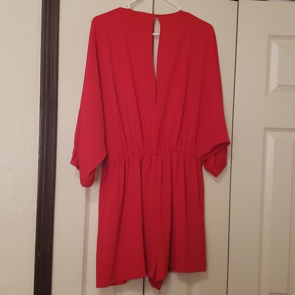 Red plunging neck romper - Picture 4 of 4